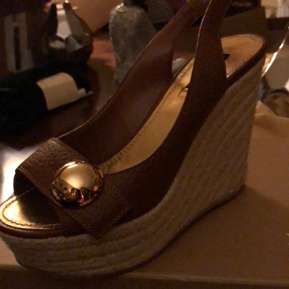 Louis Vuitton Wedge Heels so 8.5 - Picture 1 of 5